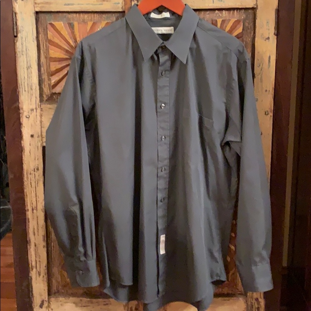 Gray Geoffrey Beene dress shirt size 17 34/35